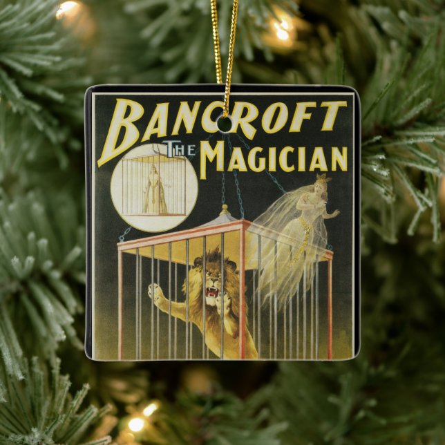 Vintages Zauberposter, Magician Bancroft und Löwe Keramikornament (Baum)