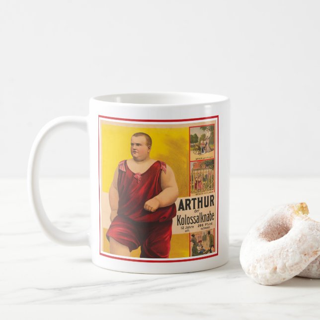 Vintages Zirkusposter von Arthur, dem Kolossalskid Kaffeetasse (Mit Donut)