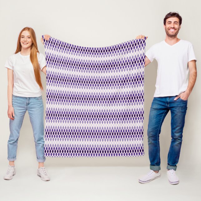 Violet Diamond Ombre Fleecedecke (Beispiel)