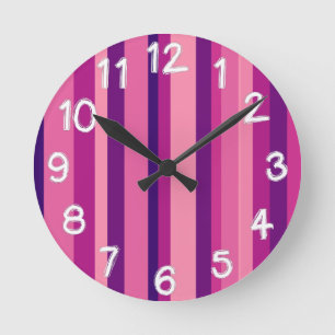 Violet Garden Runde Wanduhr