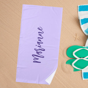 Violet-lila-individuelle Name-Skript Strandtuch