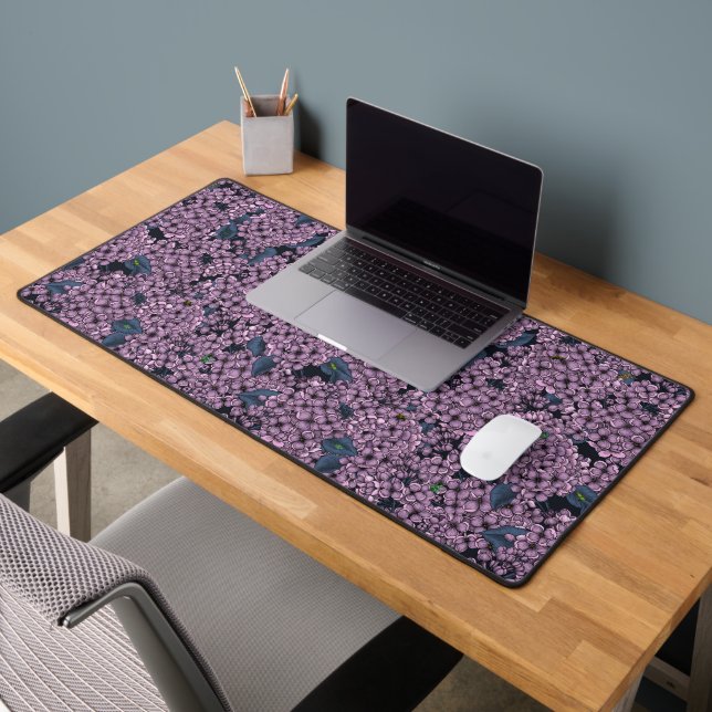 Violet Lilac Garden Schreibtischunterlage (Büro 2)