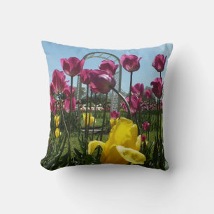 Violet N Jaune Tulipes Jardin Jeter Oreiller