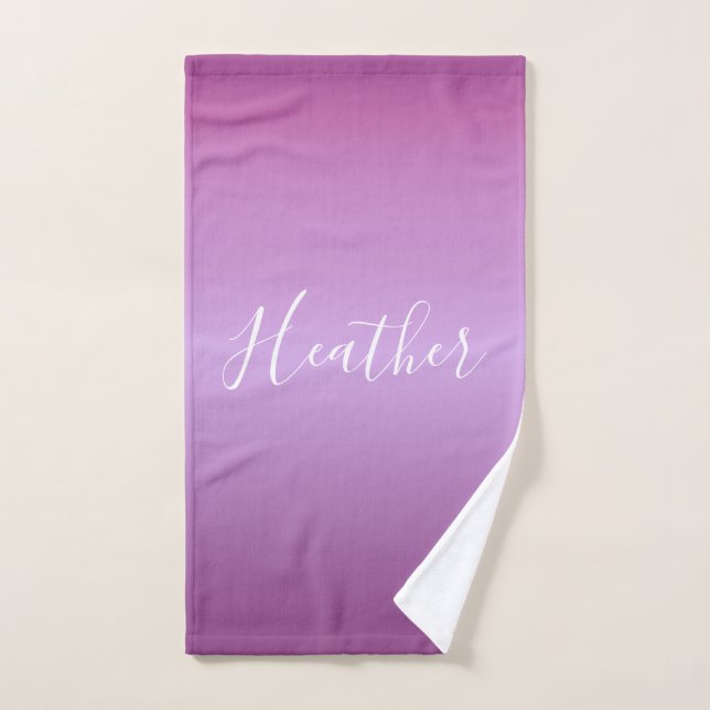 Violet violet et script blanc personnalisé (Serviette à main)