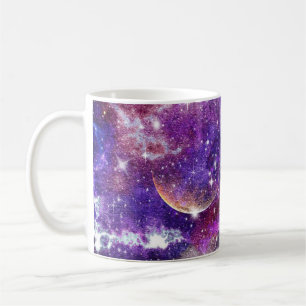 Violetgalaxie Milchstraße mit Planet Kaffeetasse