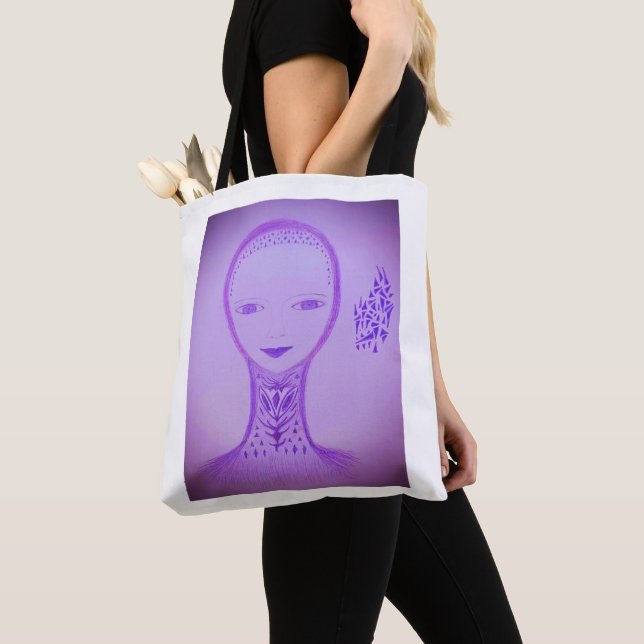 Violett Tasche (Von Nahem)