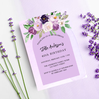 Violett-violette Blumen Grünbogen Geburtstag Einladung