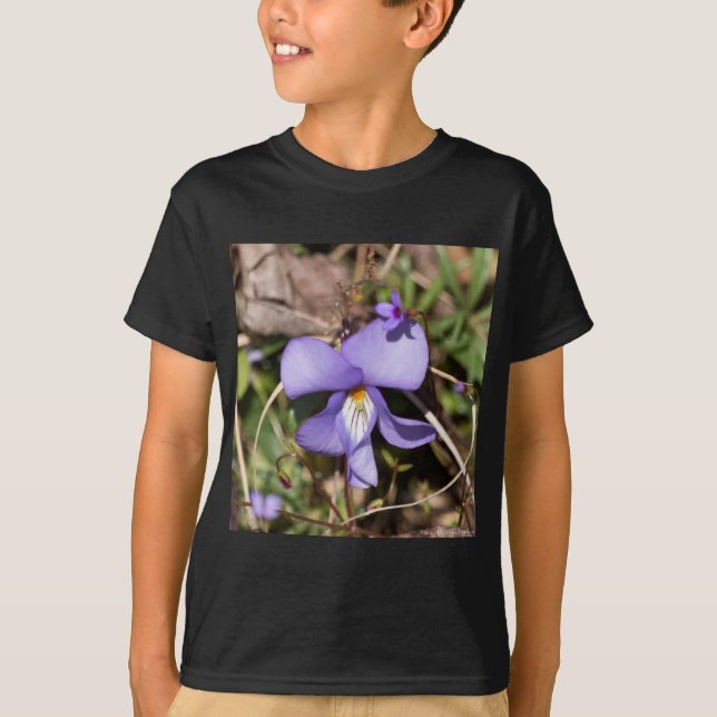 Violett von Vögeln mit Blüten T-Shirt (Vorderseite)