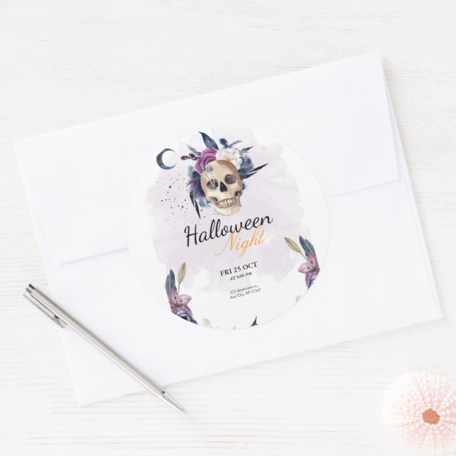 Violett Wasserfarbe Halloween-Party Gothic Skull Runder Aufkleber (Umschlag)