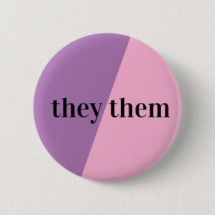 Violett Weiße Pastel Pink Pronoun Taste sie/sie Button