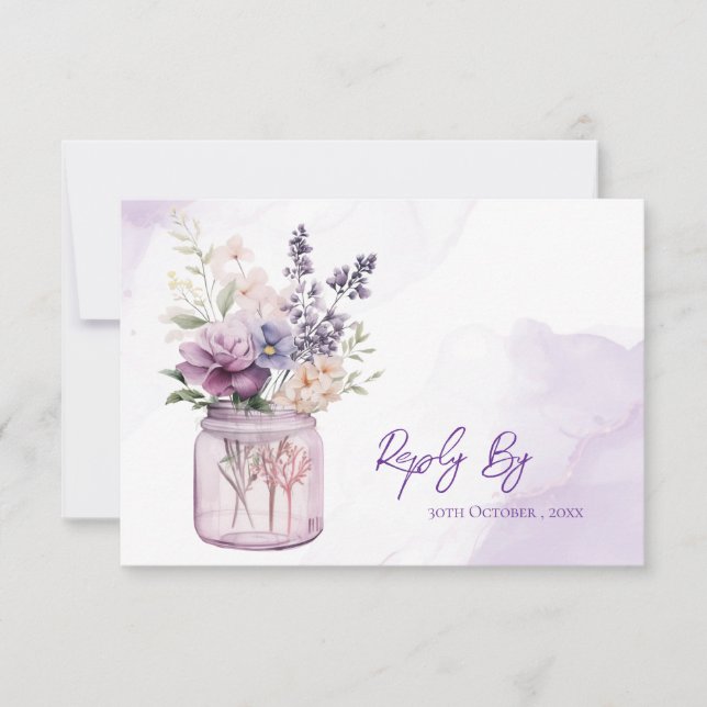 Violette Blumen im Mason Jar Rustikale Hochzeit RSVP Karte (Vorderseite)