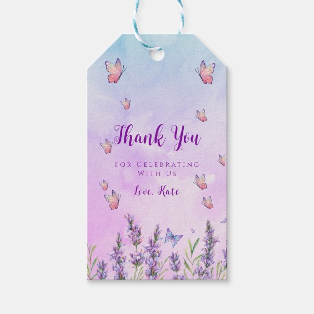 Violette Blumen und Schmetterlinge Geschenkanhänger (Vorderseite)