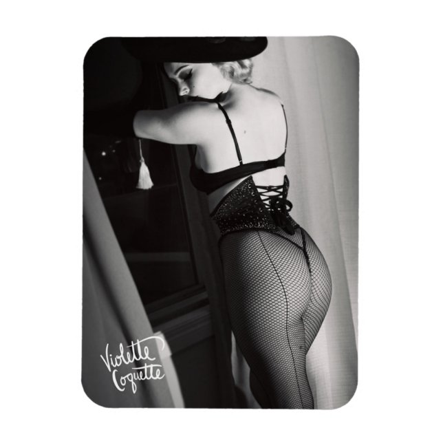 Violette Coquette "Film Noir" / Fenster Magnet (Vertikal)