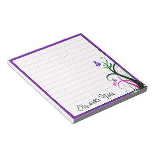 Violetter Schmetterling personalisiert Notizblock