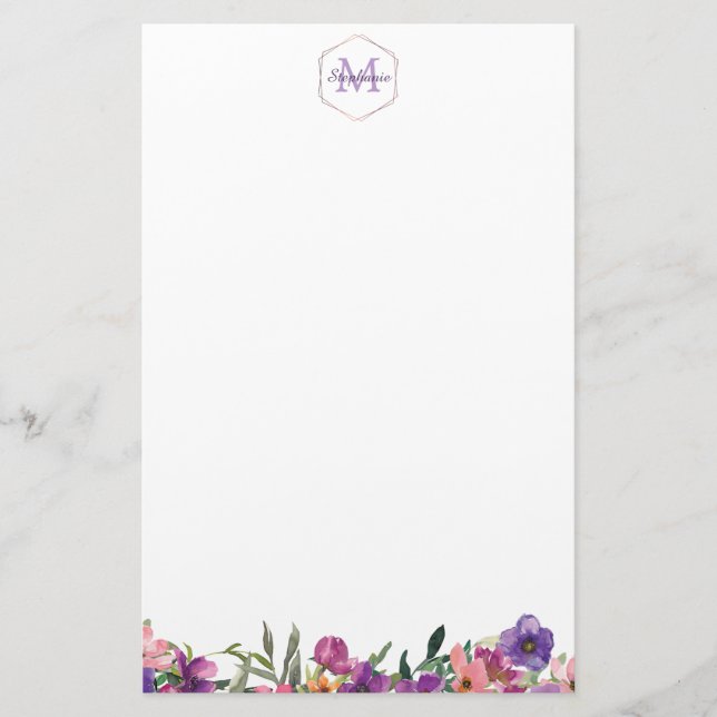 Violettes rosa und blaues Blumengrenzmonogramm Briefpapier (Vorderseite)