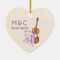 Violine, Ballett-Schuhe, Blumen und Schmetterlinge