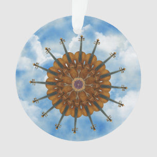 Violinen-Sonnenblume im blauen Himmel mit Wolken Ornament