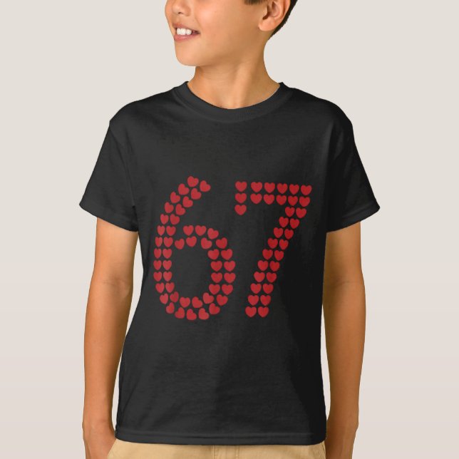Viral Six Seven Love 67 Hearts Valentine's Day Cli T-Shirt (Vorderseite)