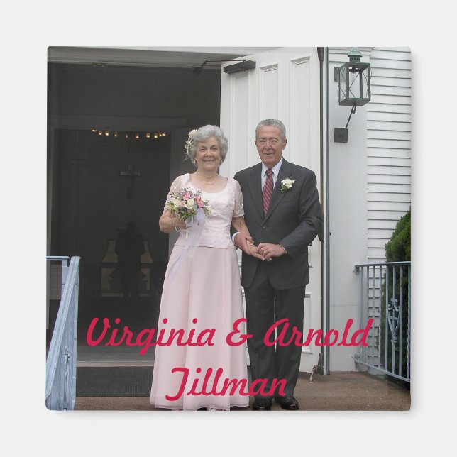 Virginia & Arnold Tillman Magnet (Vorne)