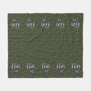 Virgo Zodiac Sign auf Woodland Digital Camouflage Fleecedecke
