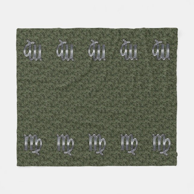 Virgo Zodiac Sign auf Woodland Digital Camouflage Fleecedecke (Vorderseite (Horizontal))