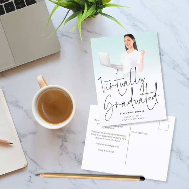 Virtuell abgestuftes Skript-Foto 2022-Abschluss Ankündigungspostkarte (Von Creator hochgeladen)