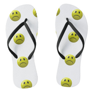 visage malheureux émoji sandales chaussures tongs 
