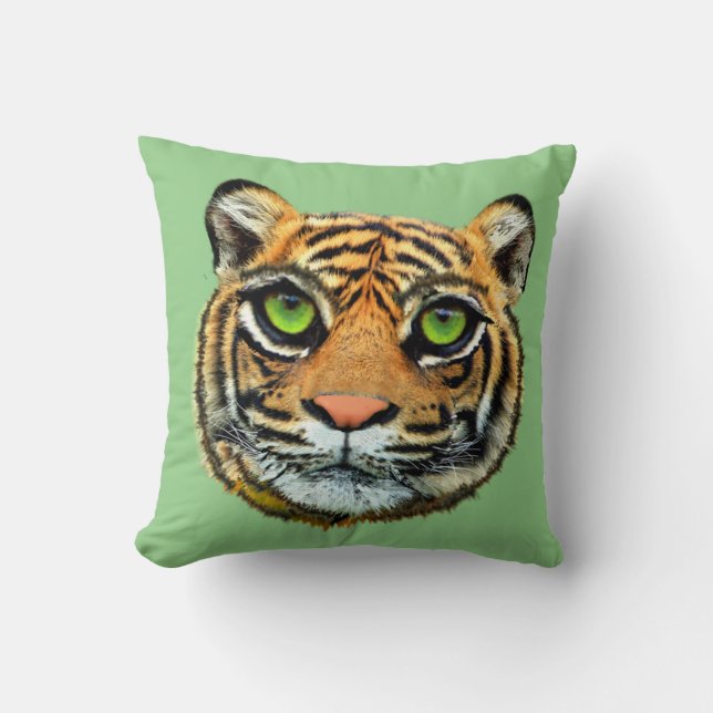 Visage sauvage de tigre sur oreiller vert à lancer (Recto)