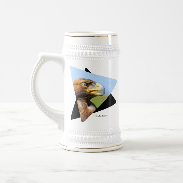 Vision eines schönen jungen Goldenen Adlers Bierglas (Links)