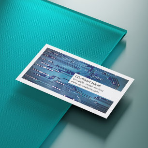 Visite Réparation d'ordinateur de carte blanche moderne