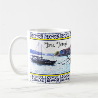 Vista de barcos no rio douro porto portugal kaffeetasse