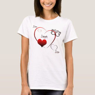 Vivant, rire, bébé de T-shirt d'amour - poupée