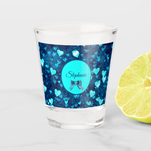 Vivid Blue Hearts Schnapsglas (Vorderseite)