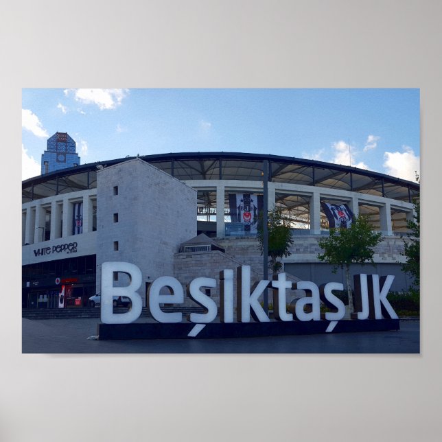 Vodafone Arena, Zuhause Stadion bis Besiktas Poster (Vorne)