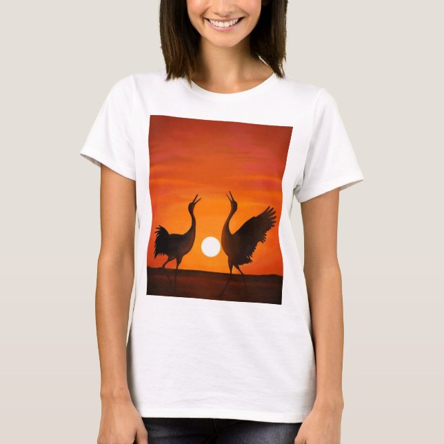 Vögel tanzen im Sonnenuntergang T-Shirt (Vorderseite)