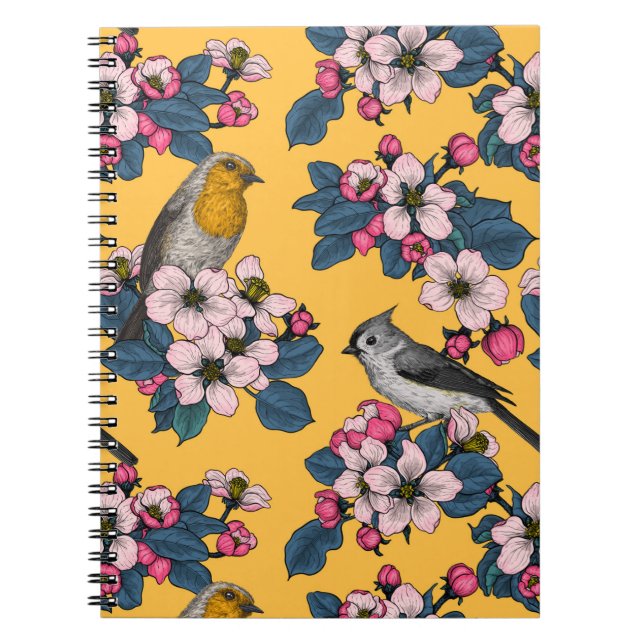 Vögel und Blüten in Gelb Notizblock (Vorderseite)