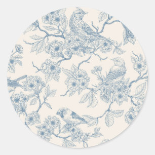 Vögel und Kirschblüten in Blau und Cremeweiß Runder Aufkleber