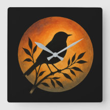 Vogelsilhouette über Vollmond