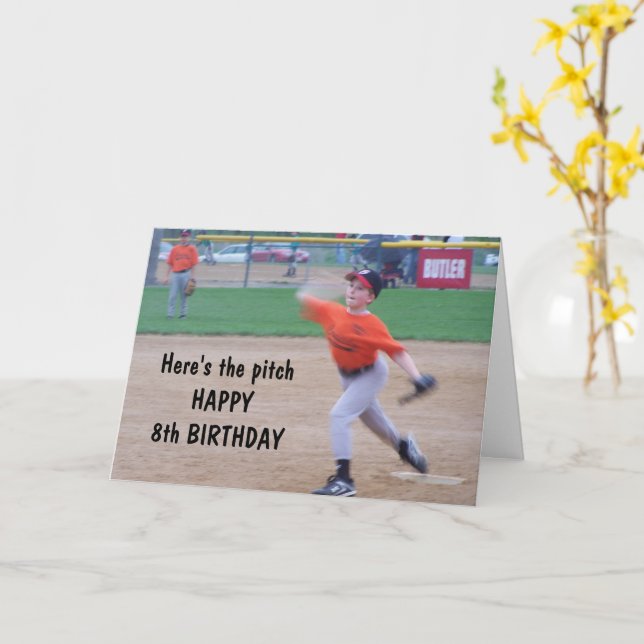 VOICI LA CARTE D'ANNIVERSAIRE PITCH-HAPPY **8th** (Fleur jaune)