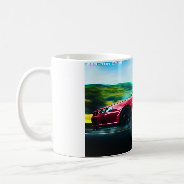 Voiture de sport des années 2000 sur tasse à café  (Gauche)