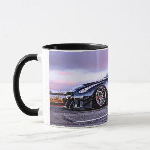 Voiture sport imaginaire 2 tons sur tasse de café