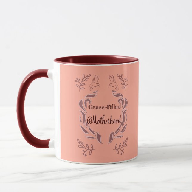 Vollblut feiert die Mutterschaft, die die Tasse de (Links)