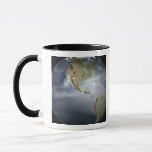 Volle Erdansicht, die Wasserdampf zeigt Tasse