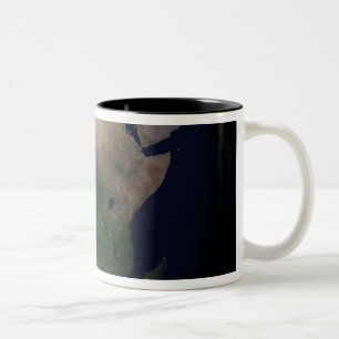 Volle Erde, die Afrika, Europa u. mittleres EA Zweifarbige Tasse