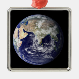 Volle Erde, die Europa und Asien zeigt Ornament Aus Metall