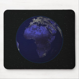 Volle Erde nachts Afrika und Europa zeigend Mousepad