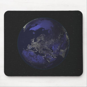 Volle Erde nachts Stadtlichter 3 zeigend Mousepad
