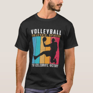 Volleyball erhöht Spitze und feiert Sieg T-Shirt