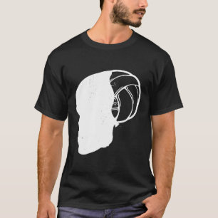 Volleyballtrainer mit weißem Schädel und Volleybal T-Shirt
