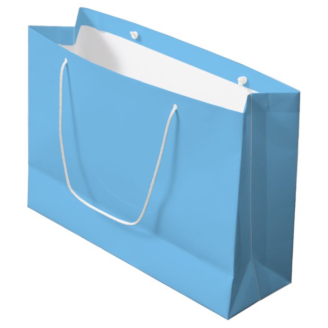 Vollfarbener Himmel Blau Große Geschenktüte (Vorderseite Schrägansicht)
